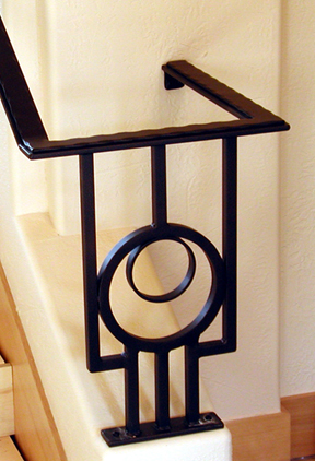 I24 Handrail with Decorative Rings